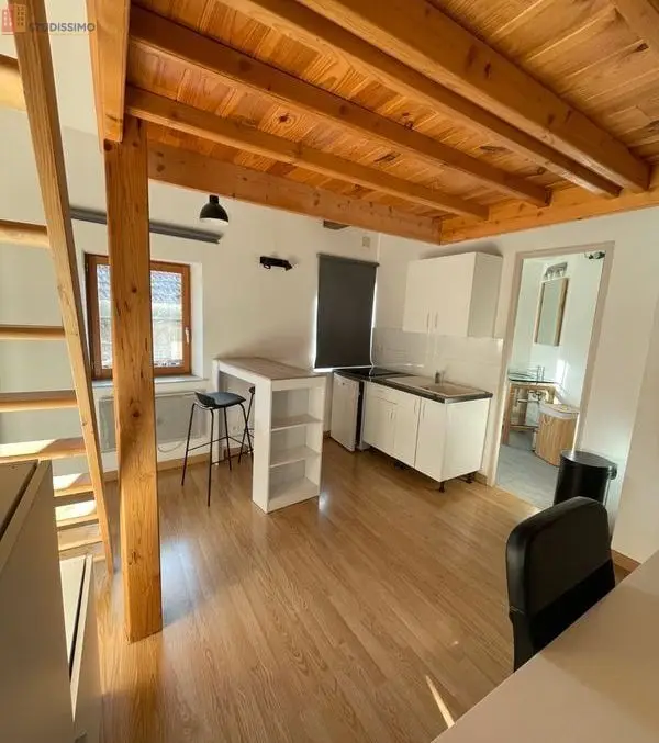 Studio meublé 17m² Nancy vieille ville - Bon état - Photo 3