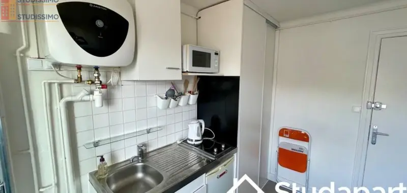 Studio 9m² Nancy 54000 - Meublé, 7e étage - Photo 3
