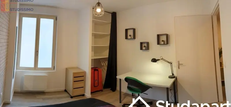 Studio meublé 10m² Nancy 54000 - Chauffage C, lumineux - Photo 2