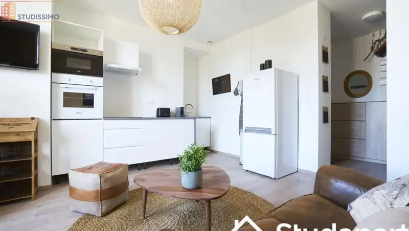 Studio meublé 9m² Nancy 54000 - Meublé, DPE A - Photo 2