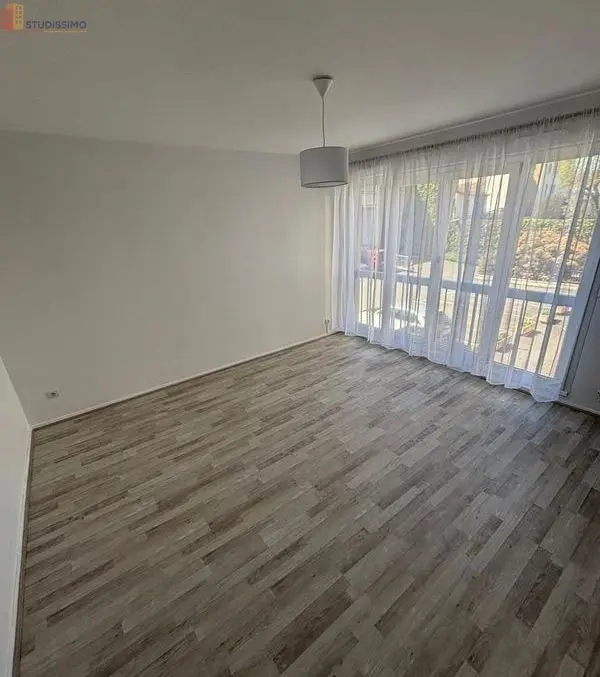 Studio 22m² Nancy 54000 - Place de parking - Photo 5