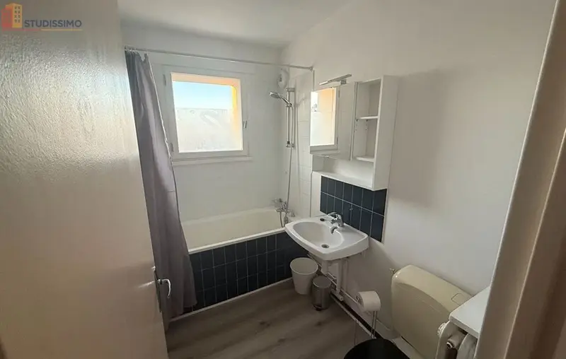 Studio meublé 24m² Nancy 54000 - Lumineux - Photo 2