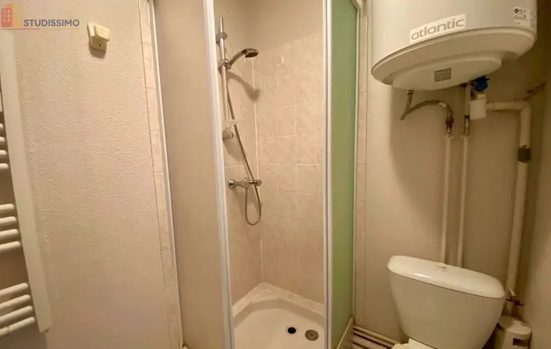 Studio meublé 19m² Nancy 54100 - Meublé, 2e étage - Photo 1
