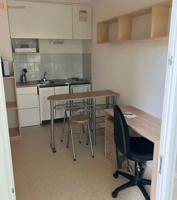 Studio meublé 19m² Vandoeuvre-lès-Nancy - Balcon, parking privé - Photo 3