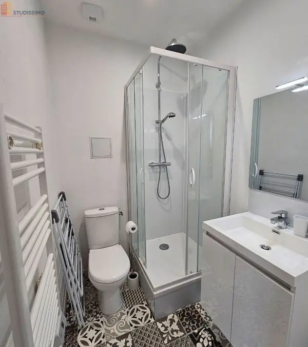 Studio meublé 25m² Nancy centre - Rénové, hyper centre - Photo 1