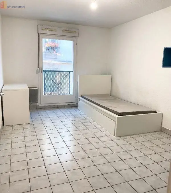 Studio meublé 18m² Nancy - Lumineux, proche commodités - Photo 11
