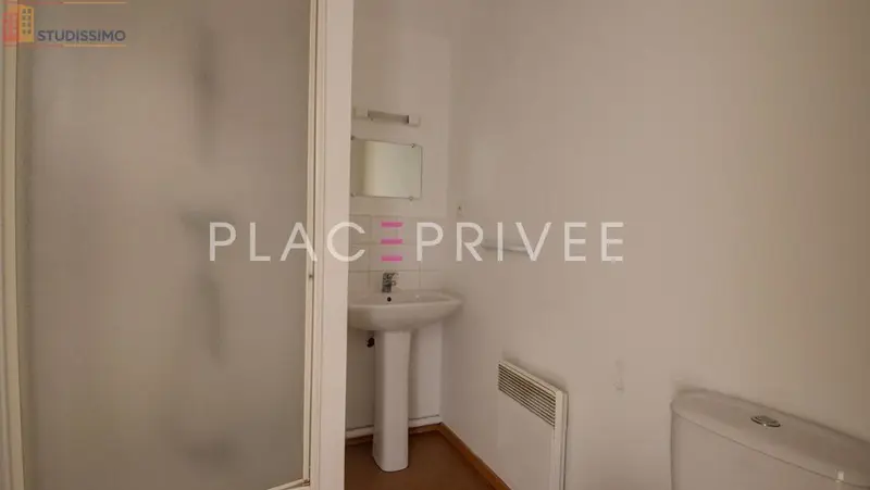 Studio meublé 18m² Nancy 54000 - Étage élevé, lumineux - Photo 1
