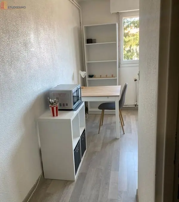Studio meublé 17m² Nancy 54000 - Meublé, 2e étage - Photo 1
