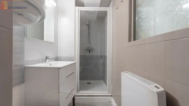 Studio meublé 31m² Nancy - Terrasse, parking - Photo 1