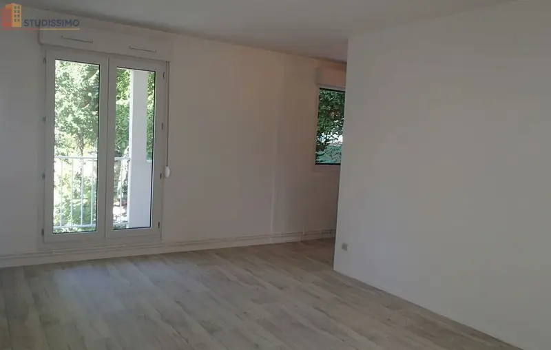 Studio 30m² Nancy centre - Parking fermé, vue Vieille Ville - Photo 1