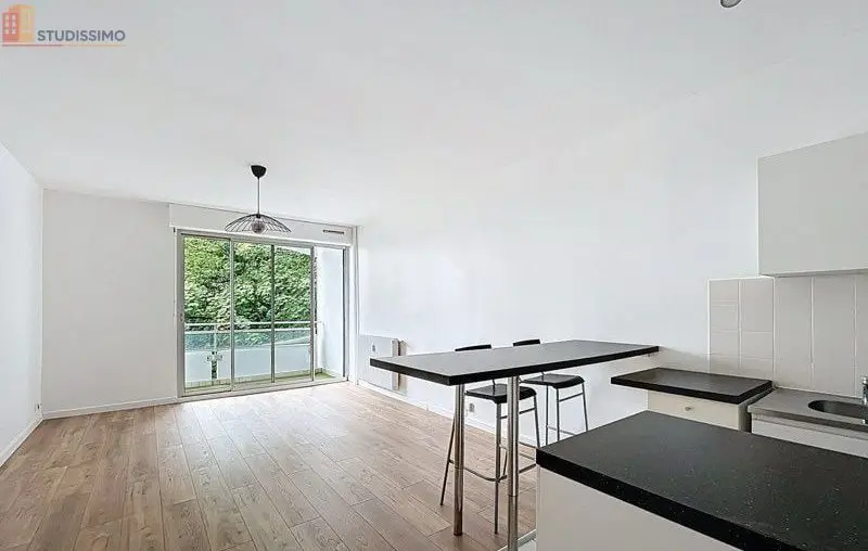Studio 35m² Nancy centre - Rénové, balcon vue panoramique - Photo 4