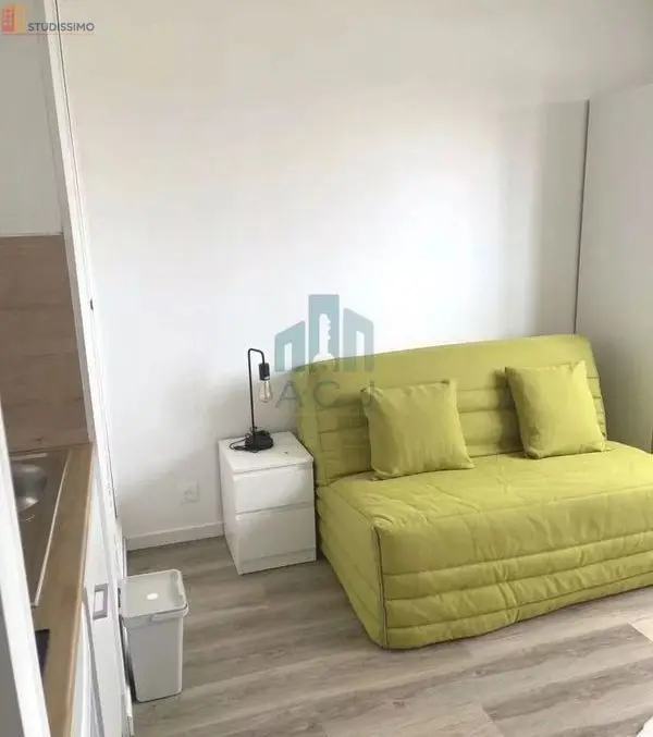 Studio meublé 17m² Nancy 54000 - Lumineux, dernier étage - Photo 5