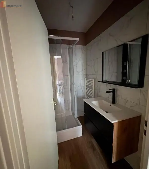 Studio meublé 31m² Bar-le-Duc - Meublé, DPE D - Photo 2