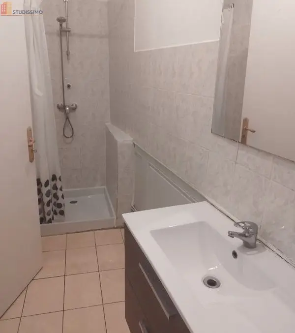 Studio meublé 43m² Bar-le-Duc centre - Grand espace, lumineux - Photo 2