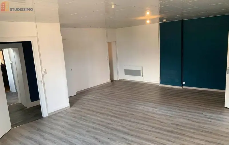 Studio 55m² Commercy centre-ville - Rénové, balcon - Photo 1