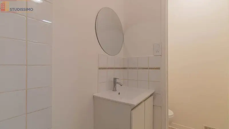 Studio 28m² Stenay - 1er étage, lumineux - Photo 1