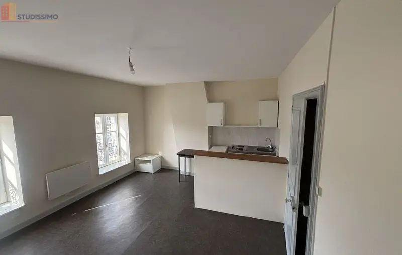 Studio 27m² Commercy - Dernier étage, lumineux - Photo 6