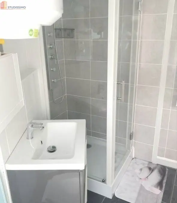 Studio meublé 25m² Ploemeur - Centre, lumineux - Photo 1