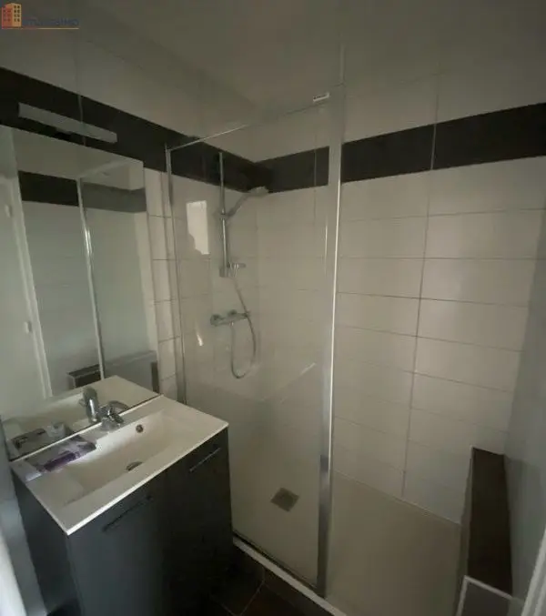 Studio meublé 21m² Vannes centre - Rénové, lumineux - Photo 1