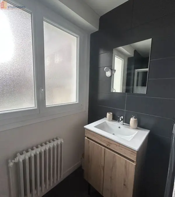 Studio meublé 22m² Lorient - Proche Ferry, lumineux - Photo 2
