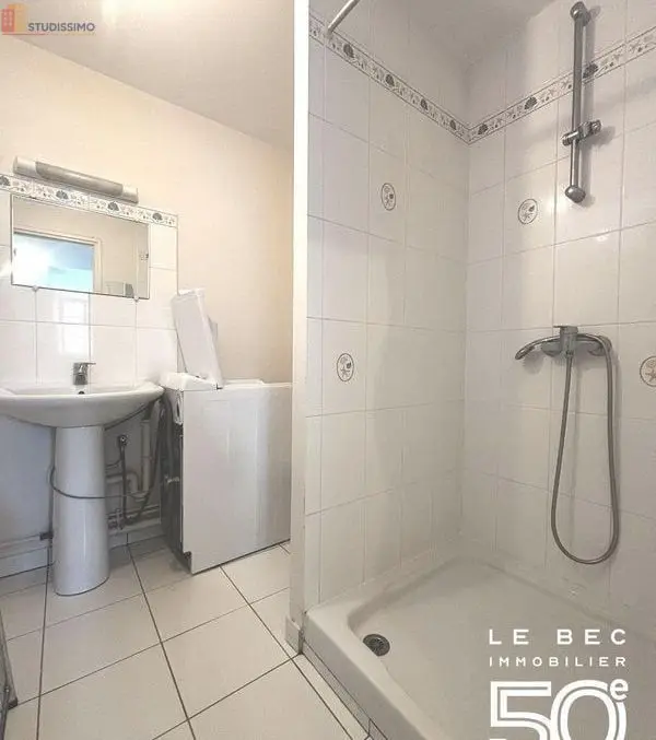 Studio meublé 19m² Vannes - Meublé, dernier étage - Photo 4