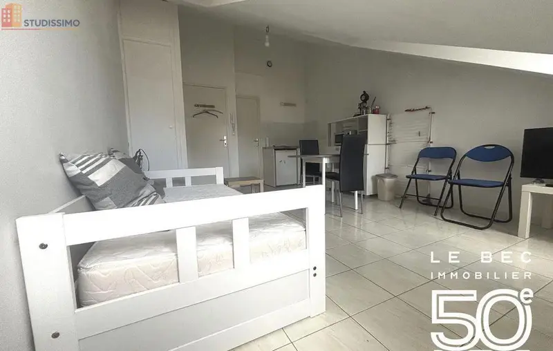 Studio meublé 19m² Vannes - Meublé, dernier étage - Photo 1