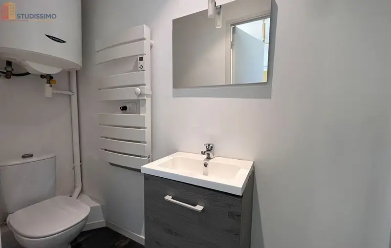 Studio 18m² Ploërmel - DPE C, 1er étage - Photo 1