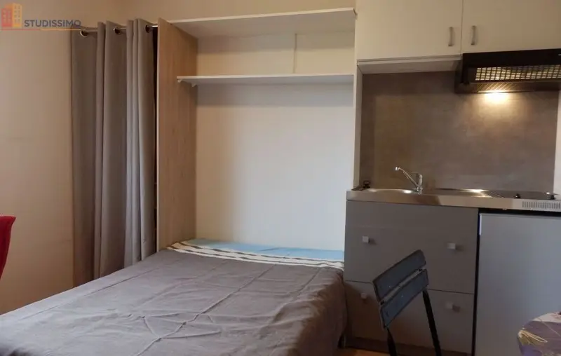 Studio meublé 14m² Vannes centre - Proche port, WIFI - Photo 3