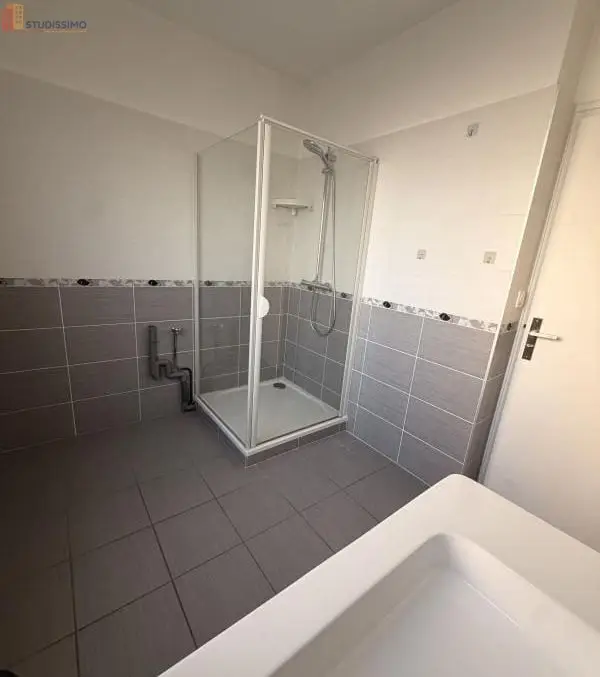 Studio 36m² Vannes - Étage élevé, lumineux - Photo 3