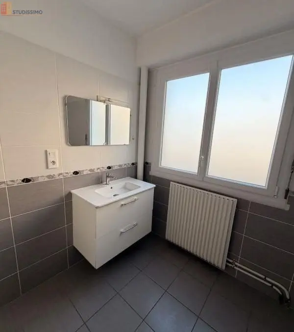Studio 36m² Vannes - Étage élevé, lumineux - Photo 2