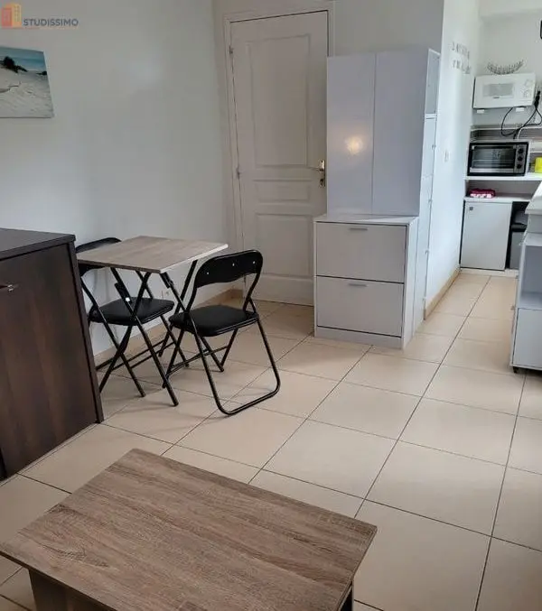 Studio meublé 22m² Auray - Calme, proche centre - Photo 1