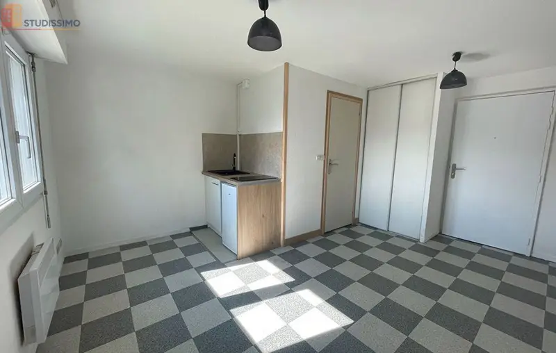 Studio 18m² Vannes 56000 - Photo 2