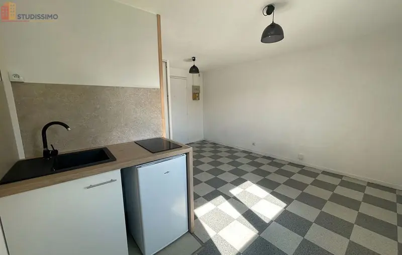 Studio 18m² Vannes 56000 - Photo 3