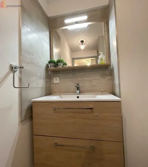 Studio meublé 20m² Vannes centre - Proche port et gare - Photo 1