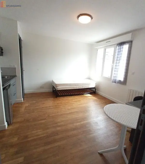 Studio meublé 19m² Lorient 56100 - Calme, lumineux - Photo 2