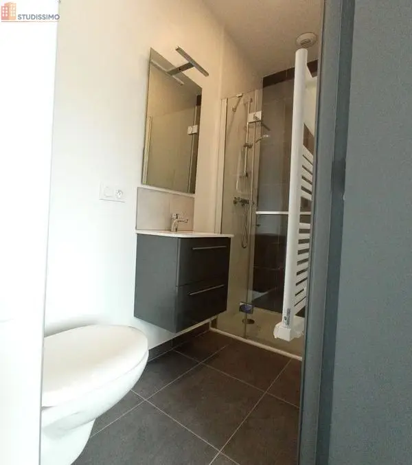 Studio meublé 19m² Lorient 56100 - Calme, lumineux - Photo 1