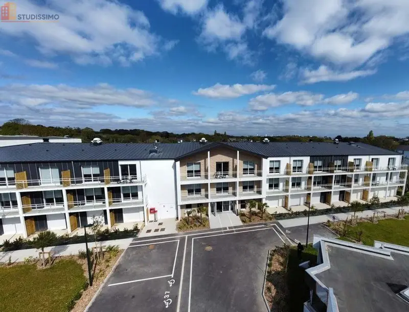 Studio meublé 27m² Larmor-Plage - Balcon, lumineux - Photo 5