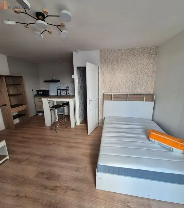 Studio meublé 26m² Pontivy - Rénové, lumineux - Photo 1