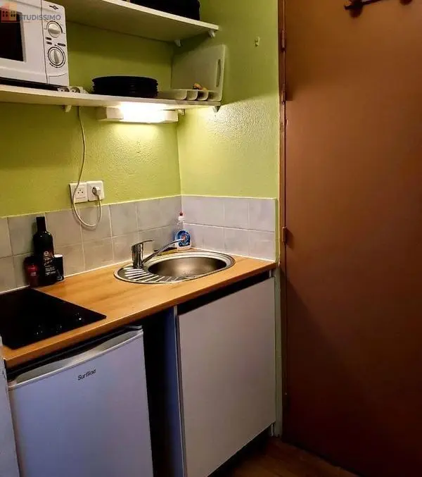 Studio meublé 19m² Vannes - Place de parking, lumineux - Photo 1