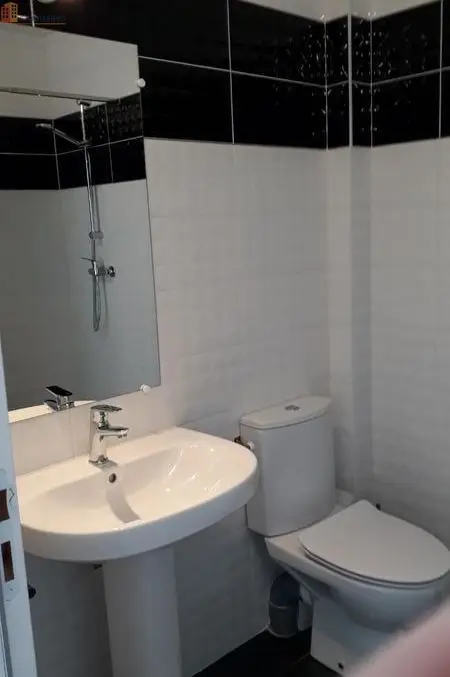 Studio meublé 16m² Ploemeur - Meublé, calme - Photo 2