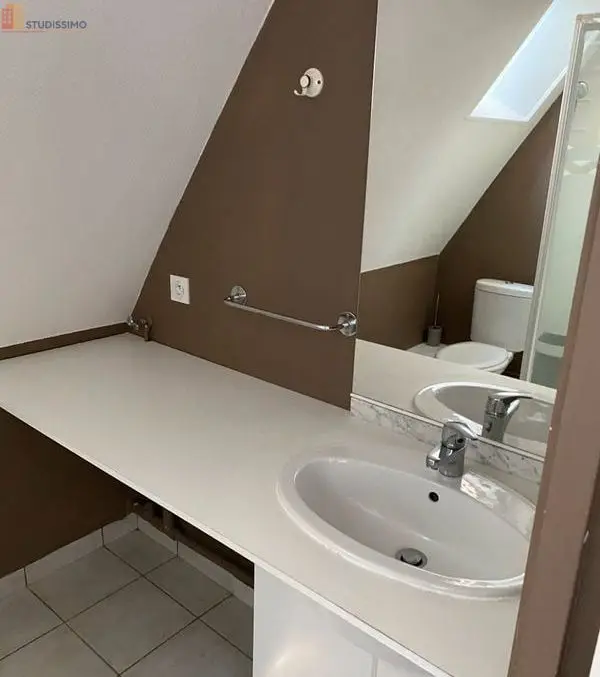 Studio meublé 12m² Auray - Meublé, au 3e étage - Photo 2