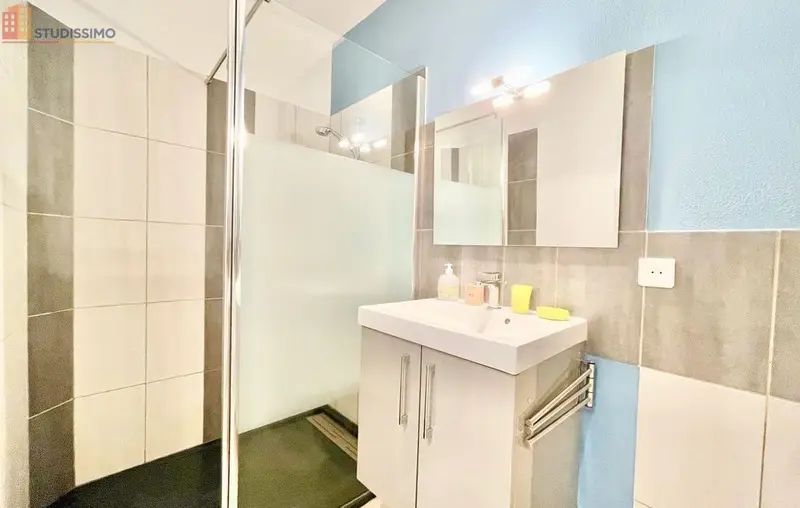 Studio meublé 23m² Lorient centre - Calme, charmant - Photo 2