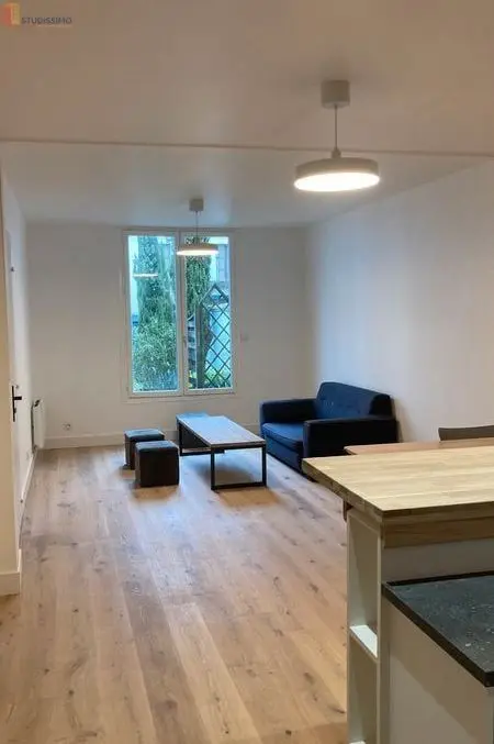 Studio meublé 45m² Vannes - Proche port, lumineux - Photo 5