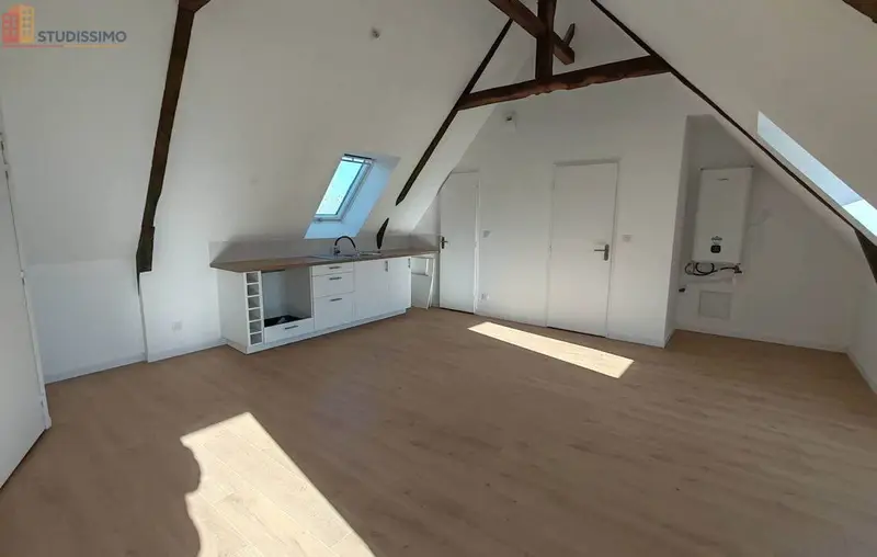 Studio 24m² Malestroit centre - Hyper-centre, loft-like - Photo 1
