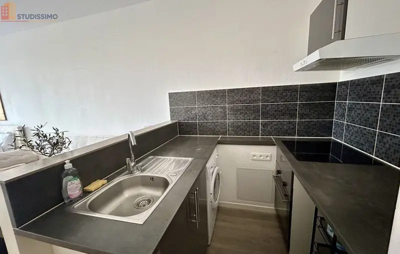 Studio 31m² Metz 57000 - Lumineux, DPE C - Photo 1