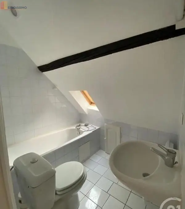 Studio meublé 23m² Metz centre - Meublé, 3e étage - Photo 5