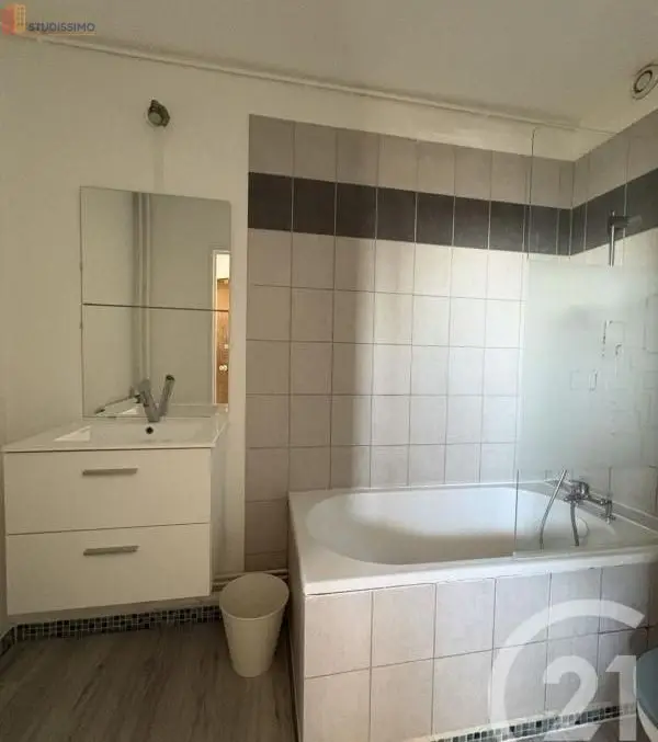 Studio meublé 33m² Metz 57050 - Étage élevé, lumineux - Photo 3