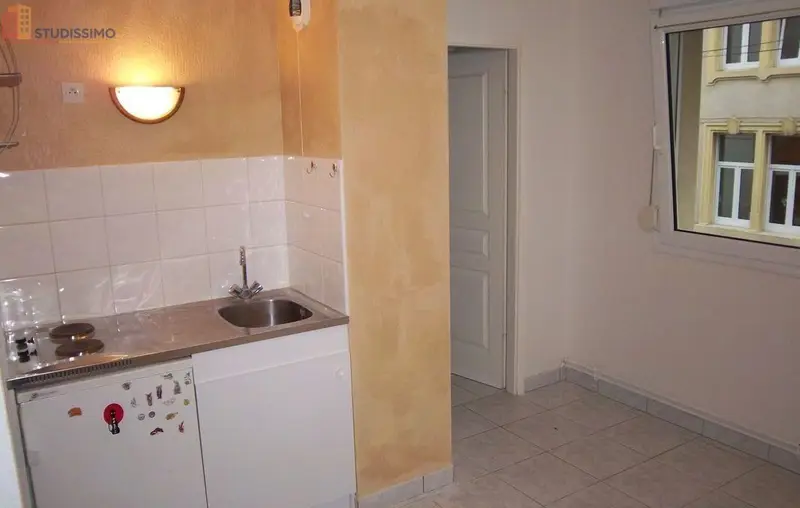 Studio 20m² Metz 57000 - Cave, parking - Photo 4