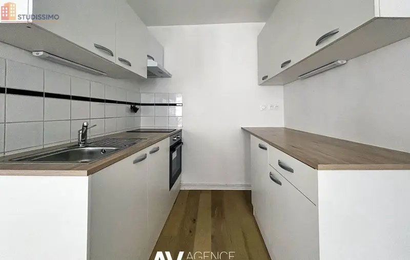 Studio 25m² Metz centre - Étage calme, lumineux - Photo 2