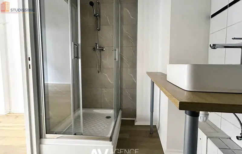 Studio 25m² Metz centre - Étage calme, lumineux - Photo 1